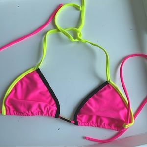 Neon triangle Bikini top L Brazil NWT
